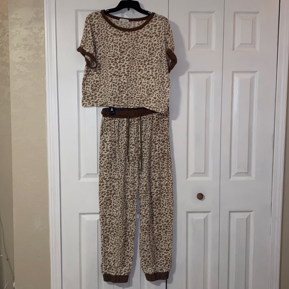 Crescent Leopard Print PJ Set Size Large
